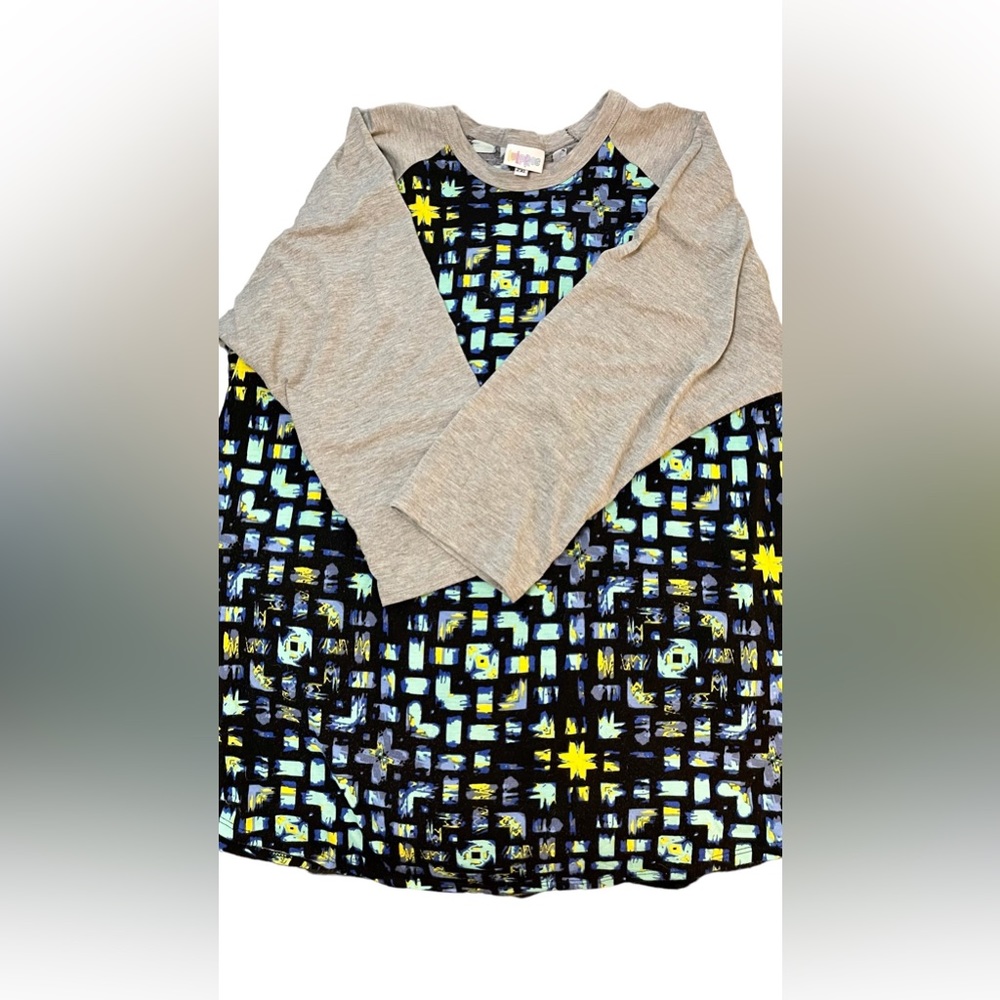 Long sleeve LulaRoe Tee